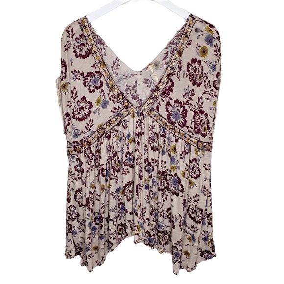 Free People Linen Blend Floral Handkerchief Hem Peasant Blouse Top - Picture 7 of 9